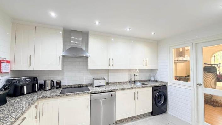 Image No.12-Appartement de 2 chambres à vendre à La Duquesa