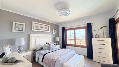 Los-Castillos-La-Duquesa-KIWII-509-Primary-Bedroom