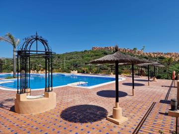 Duquesa-Village-Main-Pool-La-Duquesa-KIWII-Real-Estate