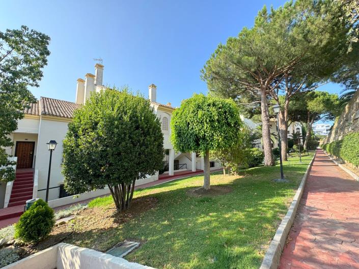 Image No.9-2 Bed Apartment for sale