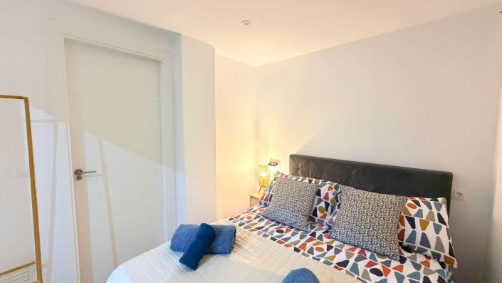 Image No.11-2 Bed Apartment for sale