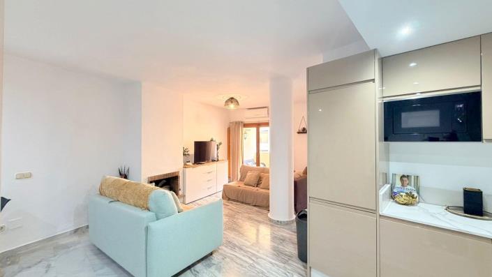 Image No.16-2 Bed Apartment for sale