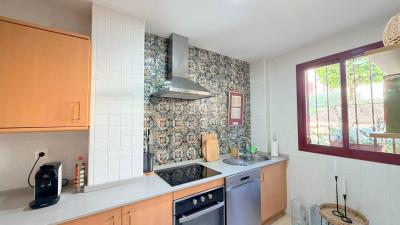 Vista-Bahia-Kitchen-1-517-KIWII-Real-Estate