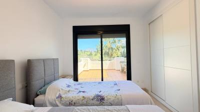 Lotus-Dona-Julia-Bed-2-516-KIWII