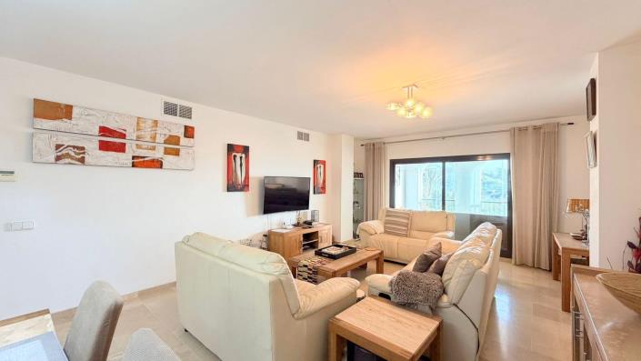 Image No.10-3 Bed Apartment for sale