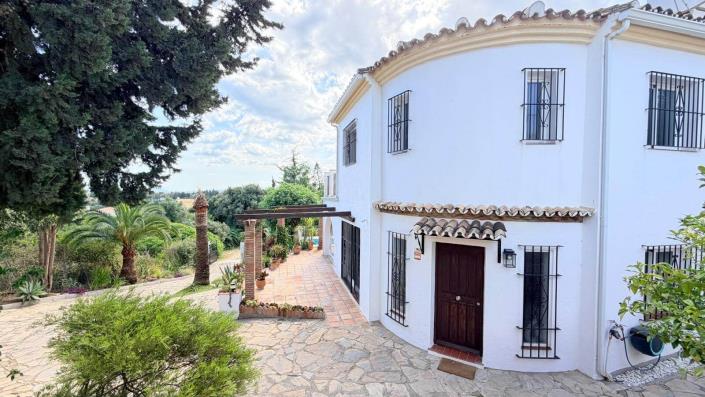 Image No.35-Villa / Détaché de 3 chambres à vendre à Estepona