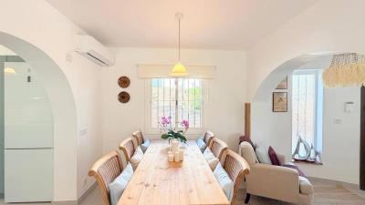 KIWII-Real-Estate-520-Estepona-Villa-Dining