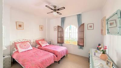 Los-Castillos-La-Duquesa-KIWII-522-Bedroom-3-2