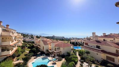 Los-Castillos-La-Duquesa-KIWII-522-View-2--2-