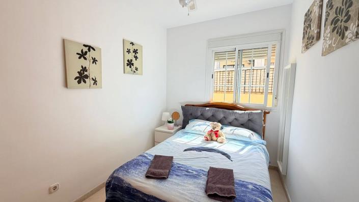 Image No.16-3 Bed Townhouse for sale