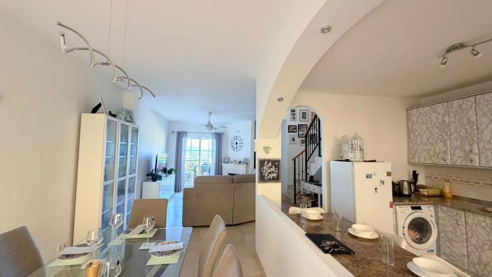 Image No.5-3 Bed Townhouse for sale
