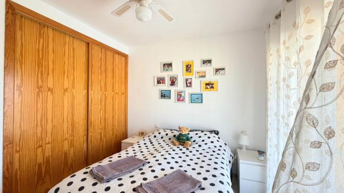 Image No.28-3 Bed Townhouse for sale