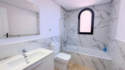 Costa-Galera-Primary-Bath-KIWII-Real-Estate-528