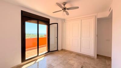 Costa-Galera-Primary-BedroomKIWII-Real-Estate-528