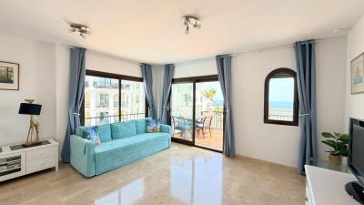 Marina-Real--La-Duquesa-Living-Area-KIWII-Real-Estate-527