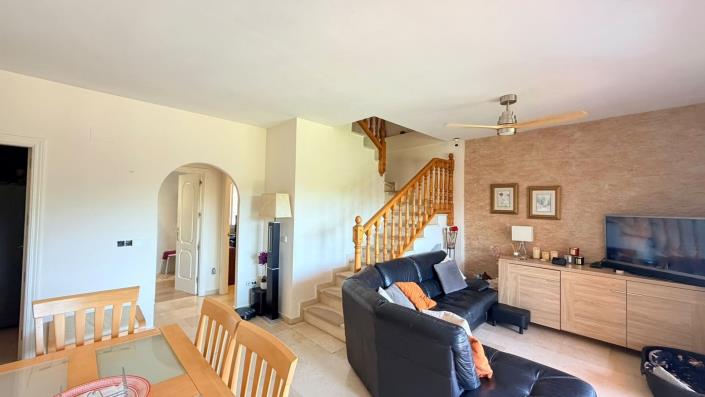 Image No.2-3 Bed Duplex for sale