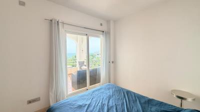 Jardines-del-Mar-Med-Primary-Bedroom-KIWII-530