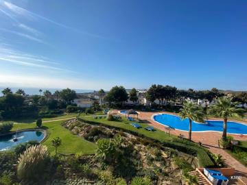 Duquesa-Suites-La-Duquesa-Pool