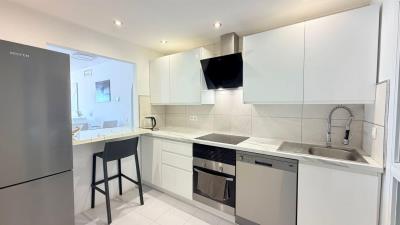 Duquesa-Suites-Duquesa-KIWII-538-Kitchen