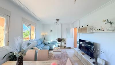 Casares-Del-Sol-PH-Living-Room-3-KIWII-534