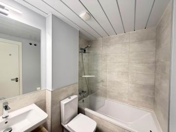 Pure-South-La-Duquesa-KIWII-542-Bathroom