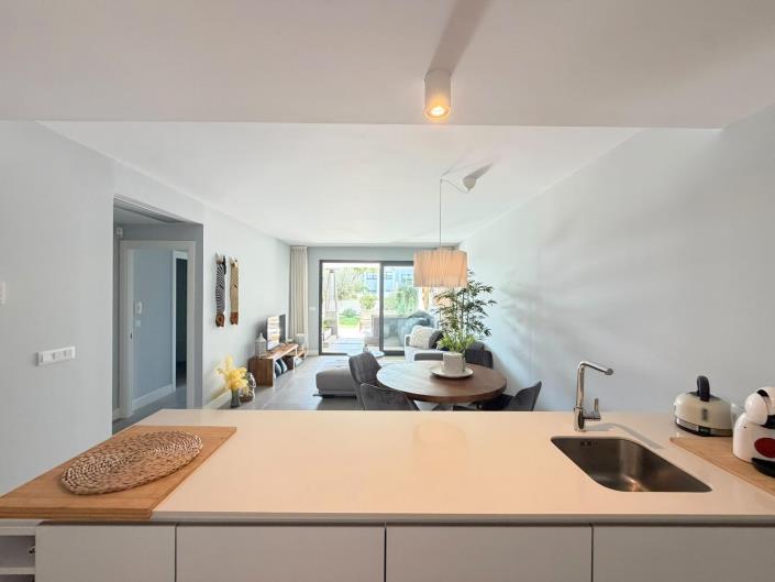 Image No.12-2 Bed Apartment for sale