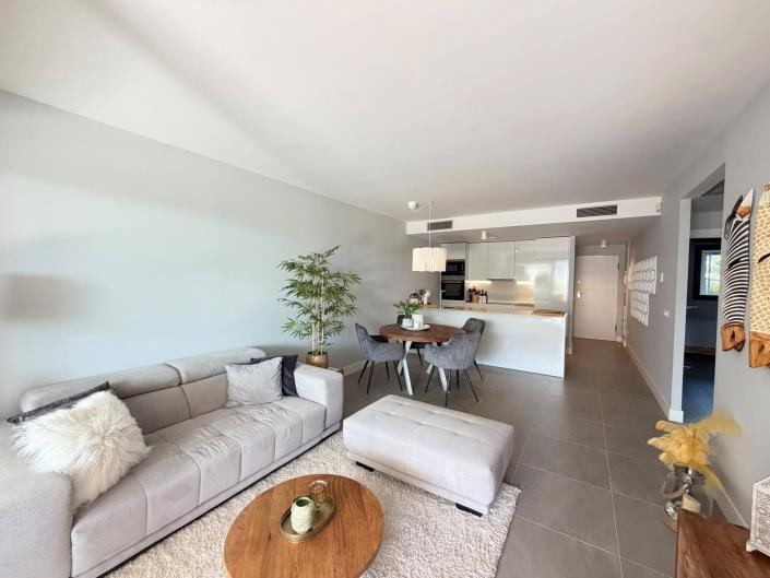 Image No.3-2 Bed Apartment for sale