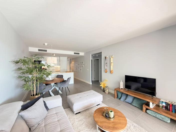 Image No.5-2 Bed Apartment for sale
