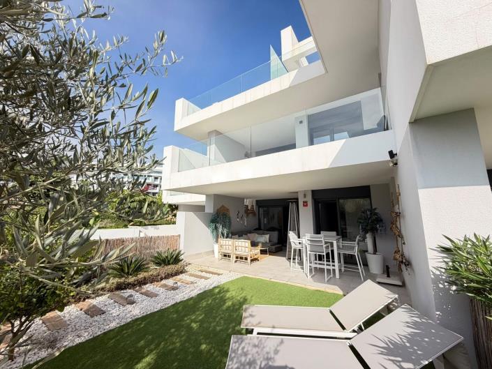 Image No.20-2 Bed Apartment for sale