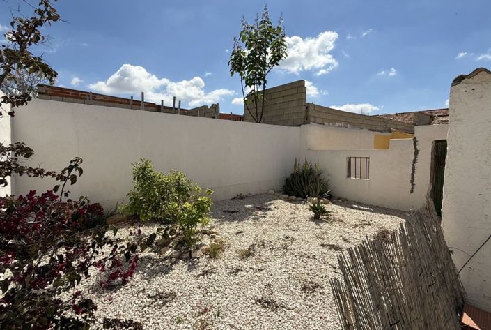 Image No.30-3 Bed Country House for sale