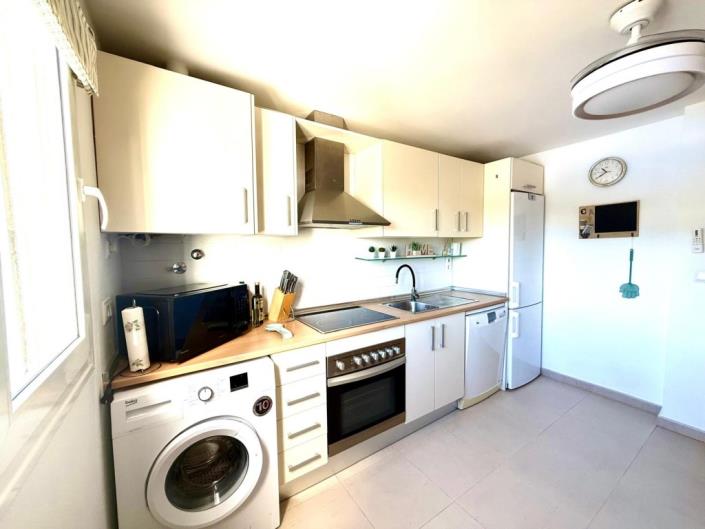 Image No.11-2 Bed Apartment for sale