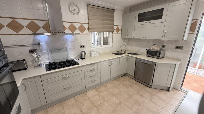 Image No.11-3 Bed Villa for sale