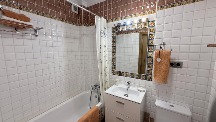 Image No.18-3 Bed Villa for sale