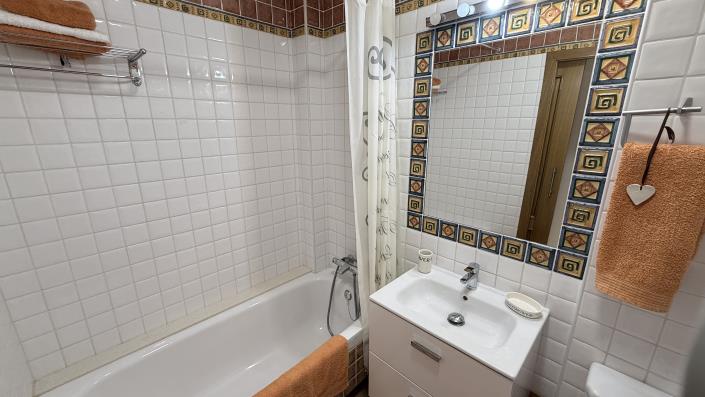 Image No.21-3 Bed Villa for sale