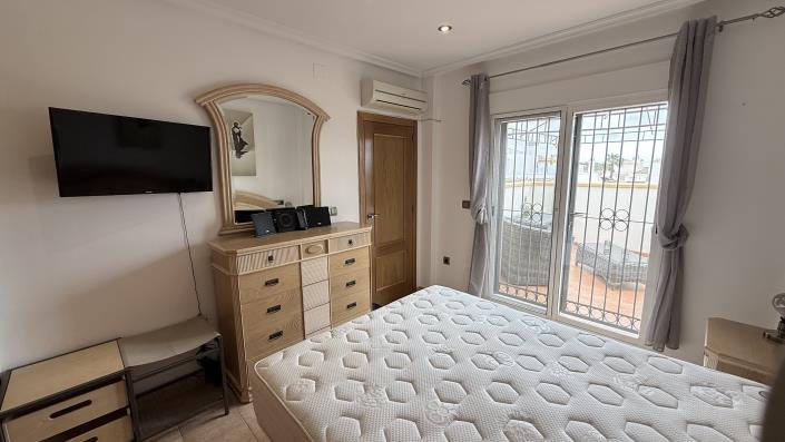 Image No.33-3 Bed Villa for sale