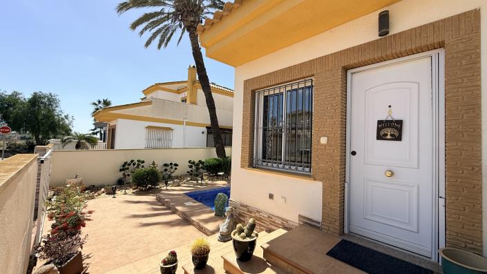 Image No.4-3 Bed Villa for sale