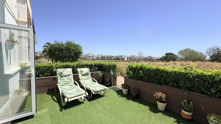 Image No.20-2 Bed Apartment for sale