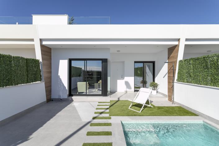 Image No.1-2 Bed Villa for sale