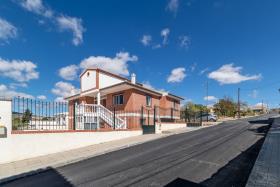 Image No.45-Villa / Détaché de 5 chambres à vendre à Arenas del Rey