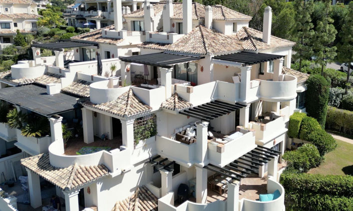 Image No.22-2 Bed Property for sale