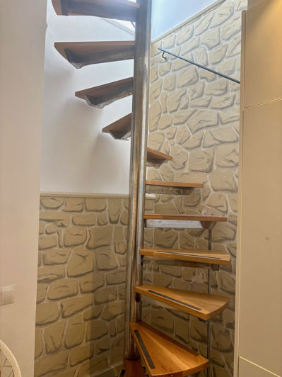 Image No.5-2 Bed Property for sale