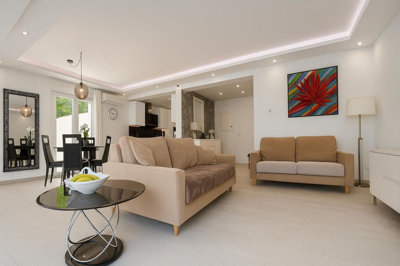 7-aa4cc561180b369757c0bb4af9886cd3