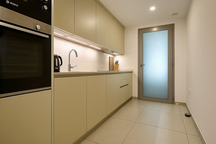 Image No.9-3 Bed Property for sale