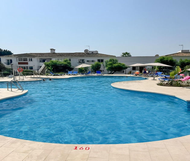 Image No.21-2 Bed Property for sale