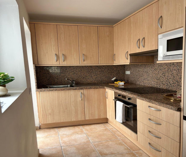 Image No.5-2 Bed Property for sale