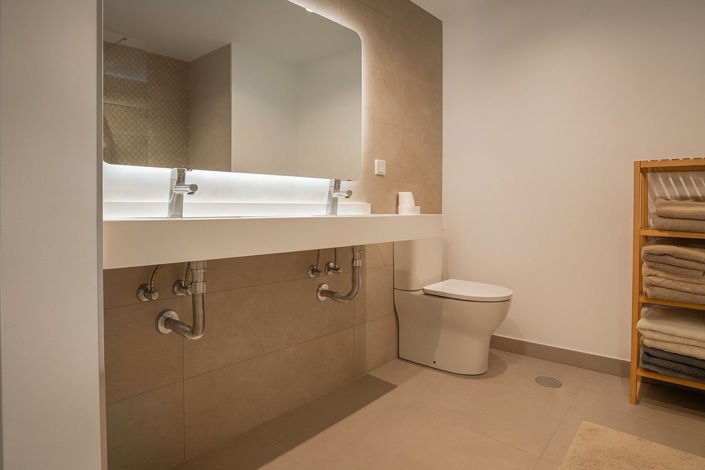 Image No.11-3 Bed Property for sale