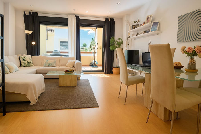 Image No.7-3 Bed Property for sale