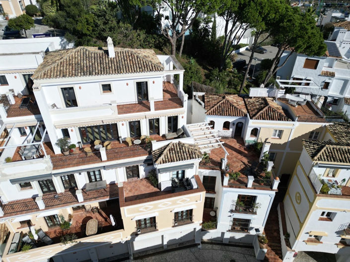 Image No.25-3 Bed Property for sale