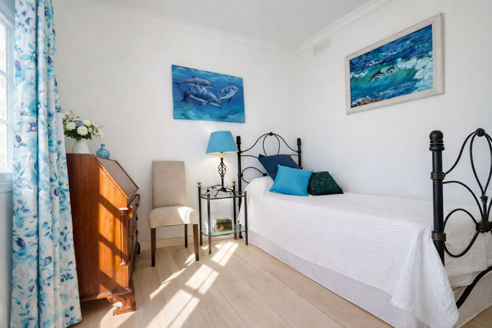 Image No.8-3 Bed Property for sale