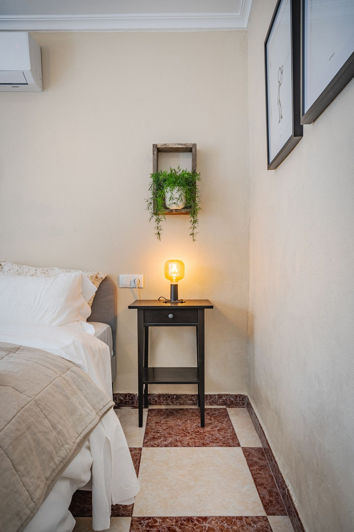 Image No.16-2 Bed Property for sale